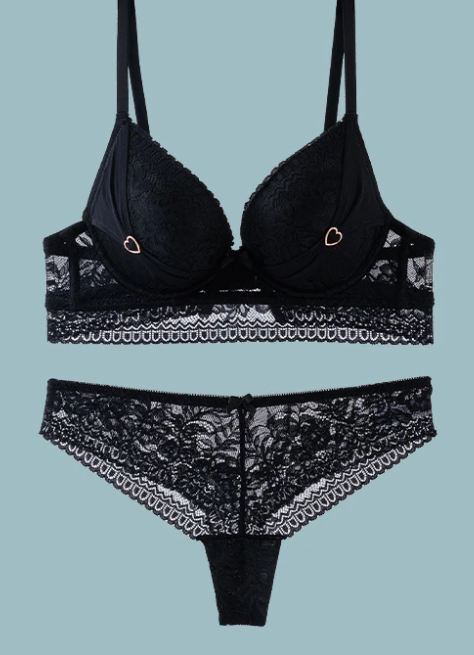 Ensemble Zoé lingerie femme noir - Soutien-gorge et culotte confort bonnet B et C
