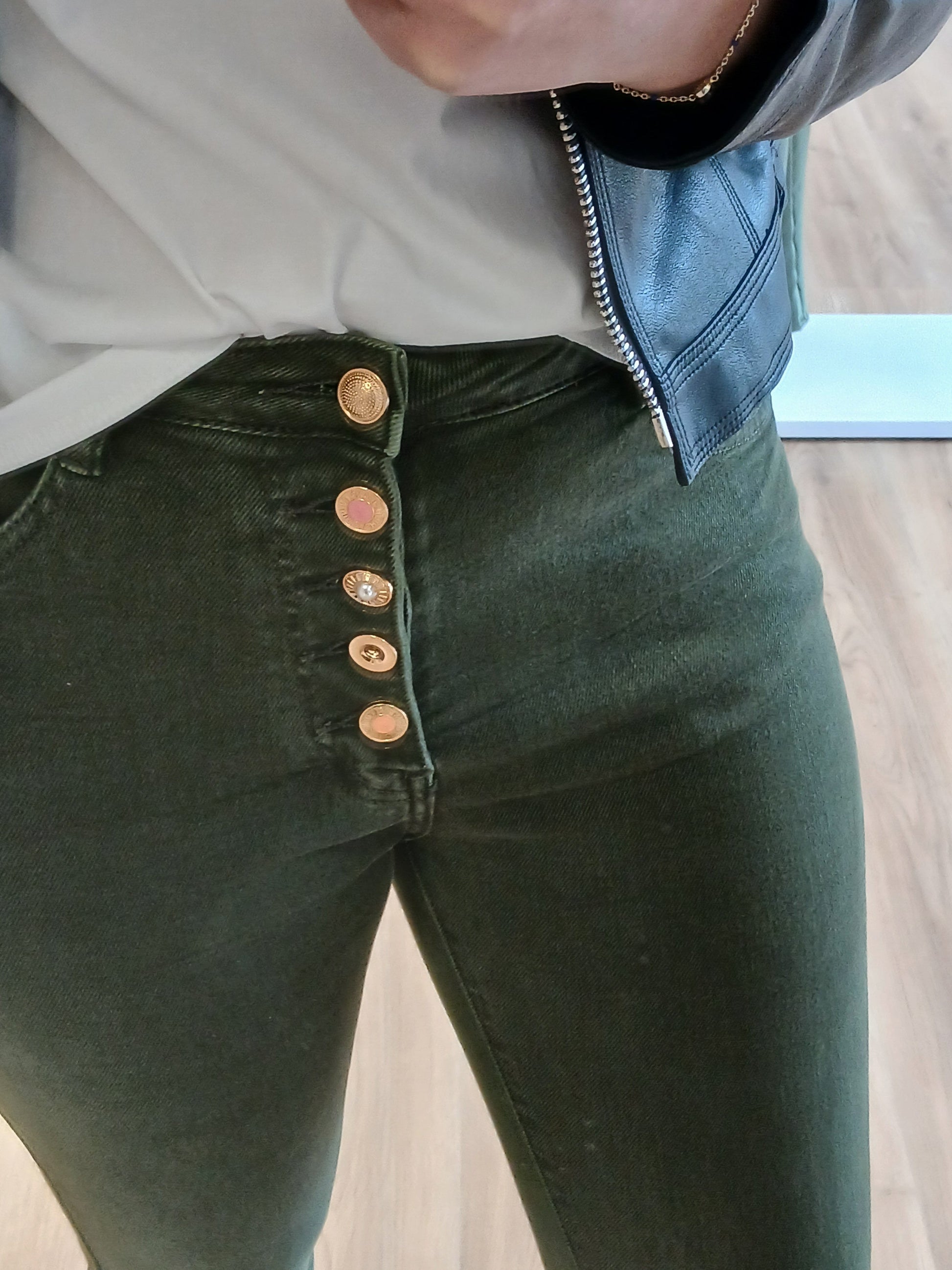 Jeans Orlane Skinny Vert - Boutons Strass Les tendances d'Axelya
