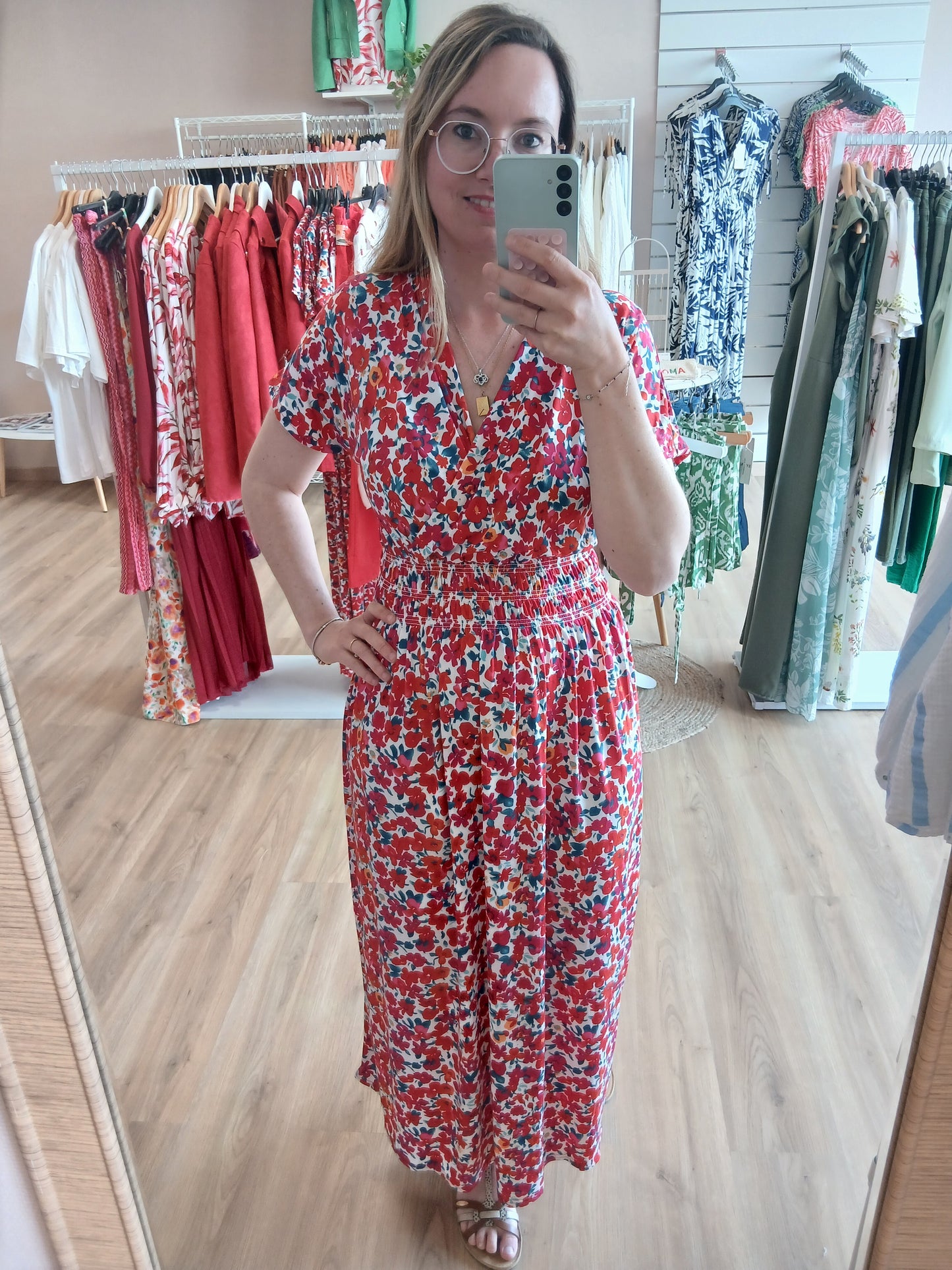 Robe CLEO Longue Florale Rouge - Taille Magique Les tendances d'Axelya