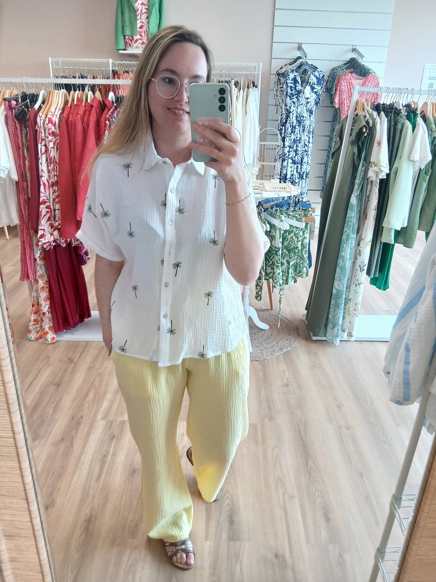 Chemise TINA Gaze de Coton Broderie Palmier Les tendances d'Axelya