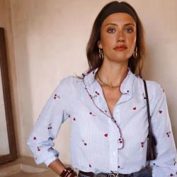 Chemise VIOLETTE Rayée Brodée Col Volanté Bleu - Grande Taille Les tendances d'Axelya