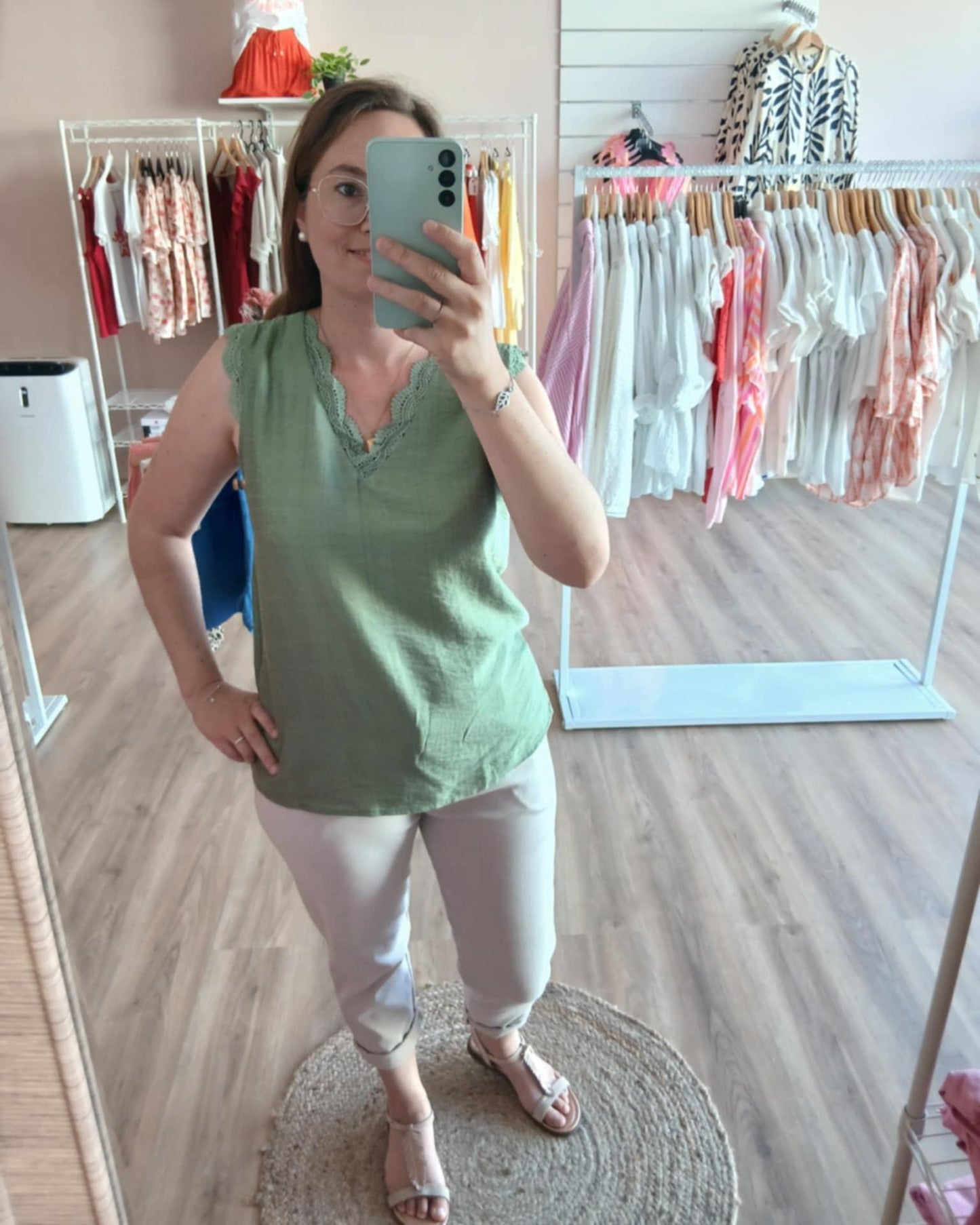 Top VICTOR femme kaki confortable S au 4XL grande taille vêtements femme
